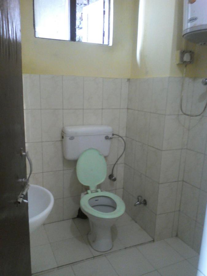 דרג'ילינג Hotel Alpine מראה חיצוני תמונה